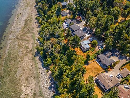 A-4601 Cordova Bay Rd, Saanich, BC 