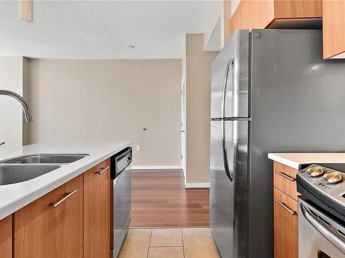 601-834 Johnson St, Victoria, BC - Indoor Photo Showing Kitchen With Double Sink