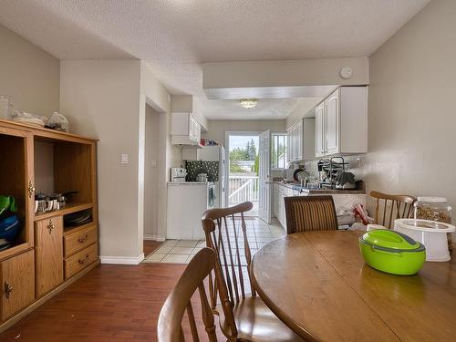 1110-1112 Beaufort Dr, Nanaimo, BC - Indoor Photo Showing Dining Room