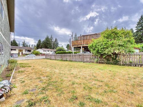 1110-1112 Beaufort Dr, Nanaimo, BC - Outdoor