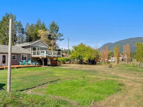 6561 Walker Rd, Port Alberni, BC 