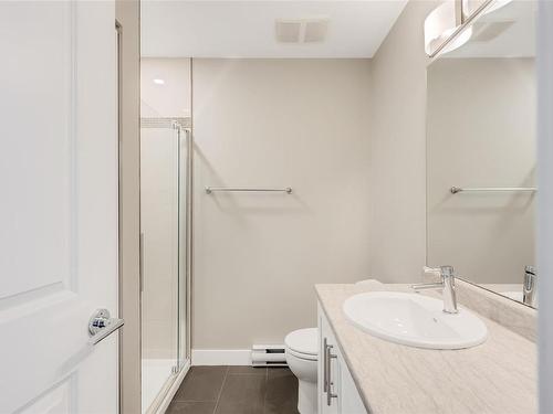 204-844 Goldstream Ave, Langford, BC - Indoor Photo Showing Bathroom