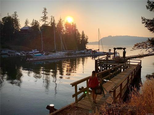 101 Smith Rd, Salt Spring, BC 