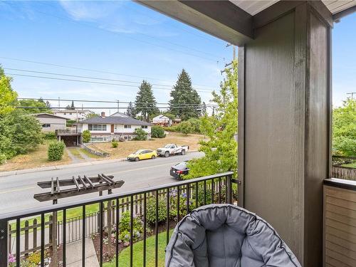 202-2115 Meredith Rd, Nanaimo, BC - Outdoor With Balcony With Exterior