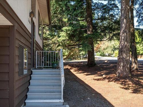 3561 Departure Bay Rd, Nanaimo, BC 