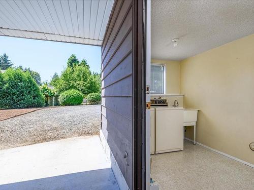 3561 Departure Bay Rd, Nanaimo, BC 