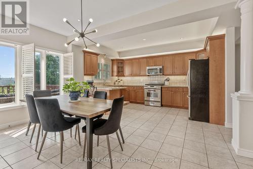 115 Candlewood Drive, Hamilton (Stoney Creek), ON - Indoor Photo Showing Dining Room