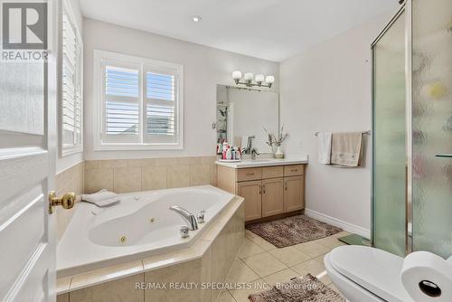 115 Candlewood Drive, Hamilton (Stoney Creek), ON - Indoor Photo Showing Bathroom