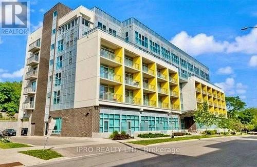 618 - 257 Hemlock Street, Waterloo, ON - Outdoor With Facade