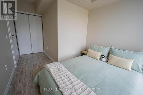 618 - 257 Hemlock Street, Waterloo, ON - Indoor Photo Showing Bedroom