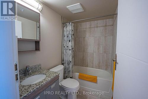 618 - 257 Hemlock Street, Waterloo, ON - Indoor Photo Showing Bathroom