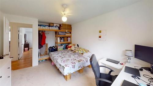 19 Huntsville Street, Hamilton, ON - Indoor Photo Showing Bedroom