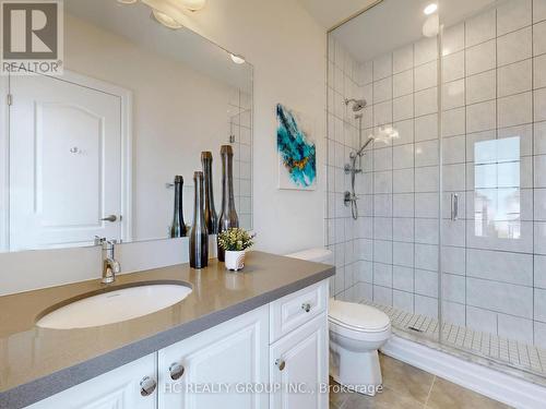 255 Touch Gold Crescent, Aurora (Bayview Southeast), ON - Indoor Photo Showing Bathroom