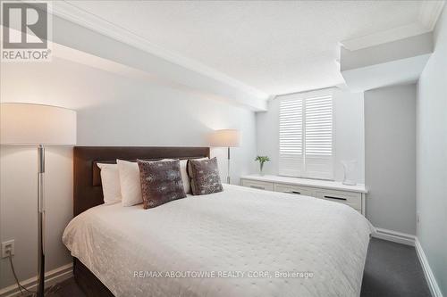 314 - 221 Robinson Street, Oakville (Old Oakville), ON - Indoor Photo Showing Bedroom