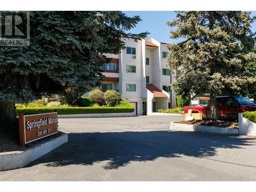 2110 Hoy Street Unit# 101, Kelowna, BC - Outdoor With Balcony With Facade