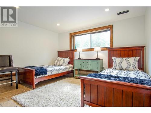 12474 Greystokes Road, Kelowna, BC - Indoor Photo Showing Bedroom