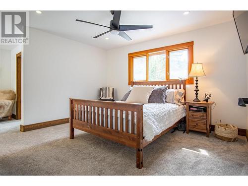 12474 Greystokes Road, Kelowna, BC - Indoor Photo Showing Bedroom