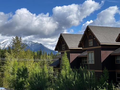 637 A & B - 4559 Timberline Crescent, Fernie, BC - Outdoor