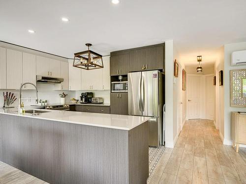 Kitchen - 120 Ch. Louis-Dufour, Saint-Sauveur, QC - Indoor Photo Showing Kitchen