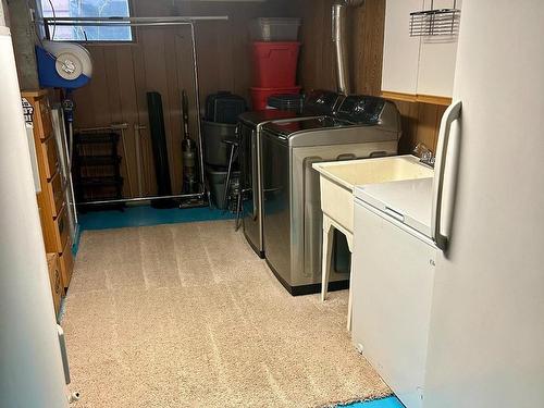 22 Stevens Avenue, Marathon, ON - Indoor Photo Showing Laundry Room