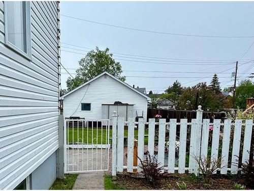 22 Stevens Avenue, Marathon, ON - Outdoor