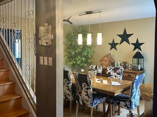 22 Stevens Avenue, Marathon, ON - Indoor Photo Showing Dining Room