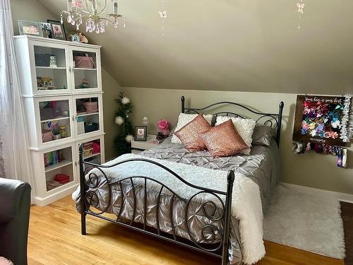 22 Stevens Avenue, Marathon, ON - Indoor Photo Showing Bedroom