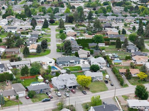 1833 Parkcrest Ave, Kamloops, BC - Outdoor With View