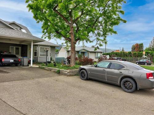 1833 Parkcrest Ave, Kamloops, BC - Outdoor