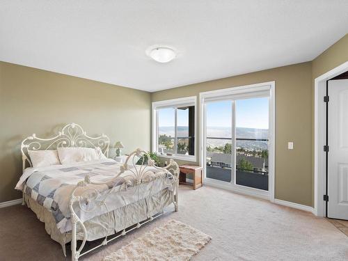 28-2365 Abbeyglen Way, Kamloops, BC - Indoor Photo Showing Bedroom