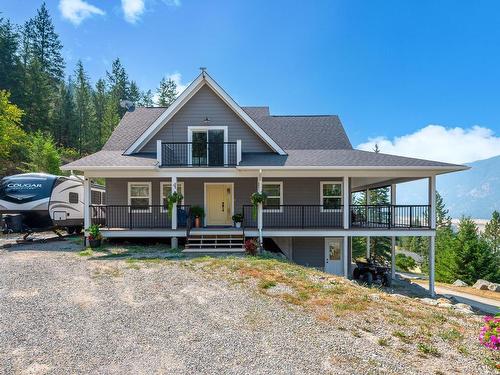 324 Orchard Lake Road, Kamloops, BC - Outdoor With Deck Patio Veranda With Facade