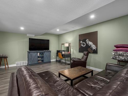 324 Orchard Lake Road, Kamloops, BC - Indoor Photo Showing Other Room