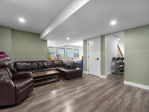 324 Orchard Lake Road, Kamloops, BC - Indoor