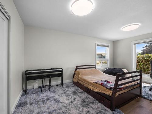 841 Gleneagles Drive, Kamloops, BC - Indoor Photo Showing Bedroom