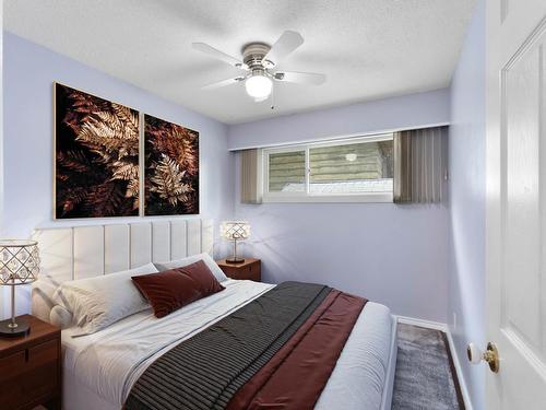 125 Highland Road, Kamloops, BC - Indoor Photo Showing Bedroom