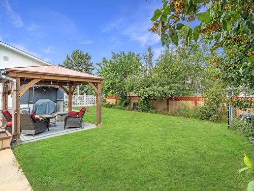 125 Highland Road, Kamloops, BC - Outdoor With Backyard