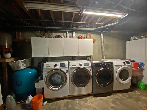 5944 Trout Creek Rd, Clearwater, BC - Indoor Photo Showing Laundry Room