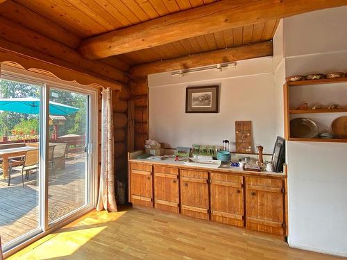 5944 Trout Creek Rd, Clearwater, BC - Indoor