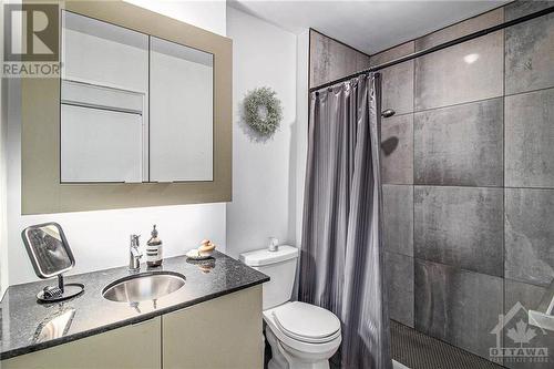 324 Laurier Avenue W Unit#709, Ottawa, ON - Indoor Photo Showing Bathroom