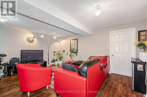 11 Arjay Trail, Brampton (Brampton West), ON - Indoor