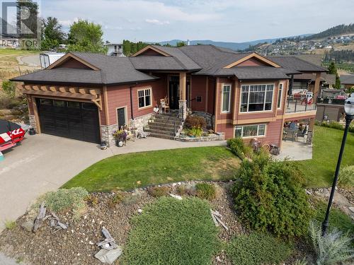 1035 Hume Avenue, Kelowna, BC - Outdoor