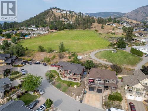 1035 Hume Avenue, Kelowna, BC - Outdoor With View