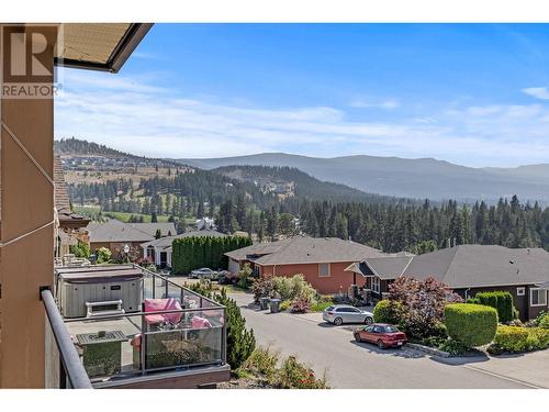 1035 Hume Avenue, Kelowna, BC - Outdoor With View