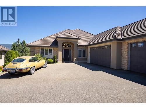 2053 Capistrano Drive, Kelowna, BC - Outdoor