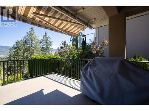 2053 Capistrano Drive, Kelowna, BC - Outdoor With Exterior