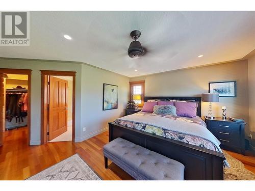 2053 Capistrano Drive, Kelowna, BC - Indoor Photo Showing Bedroom