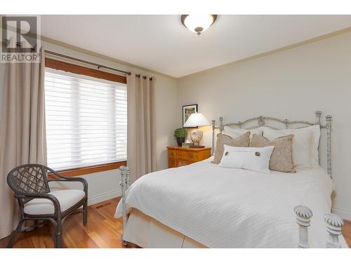 2053 Capistrano Drive, Kelowna, BC - Indoor Photo Showing Bedroom