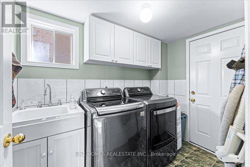 22 Hawker Road, Vaughan, ON - Indoor Photo Showing Laundry Room