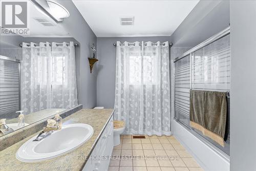 22 Hawker Road, Vaughan, ON - Indoor Photo Showing Bathroom