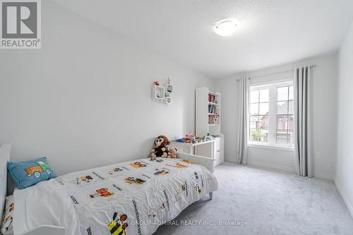 49 Walter Proctor Road, East Gwillimbury, ON - Indoor Photo Showing Bedroom